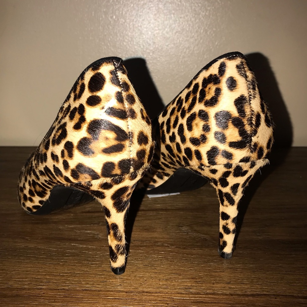 Alfani Step ‘N Flex Jeules Leopard Pumps - Picture 4 of 5